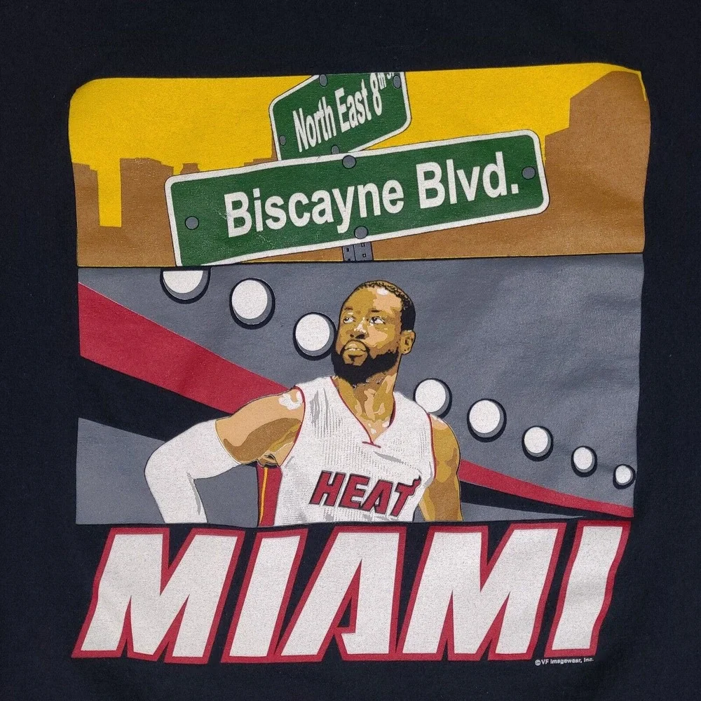 Miami Heat Dwayne Wade T-Shirt Youth Large Black Biscayne Blvd NBA‎ Boys